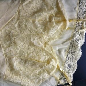 Vintage Vanity Fair Slip